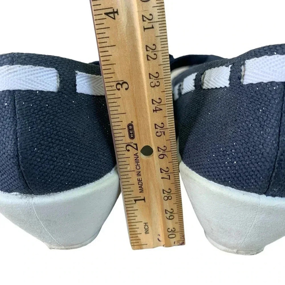 Dr. Scholl's Canvas Bow Tie Low Wedge Pump Slip On Shoes Size 10M Blue Glitters - Picture 15 of 16
